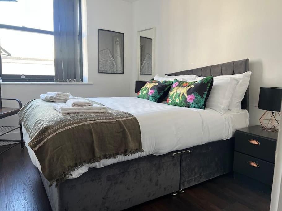 Mathew Street 1 Bed Apt Sleeps 6 Liverpool Exteriör bild